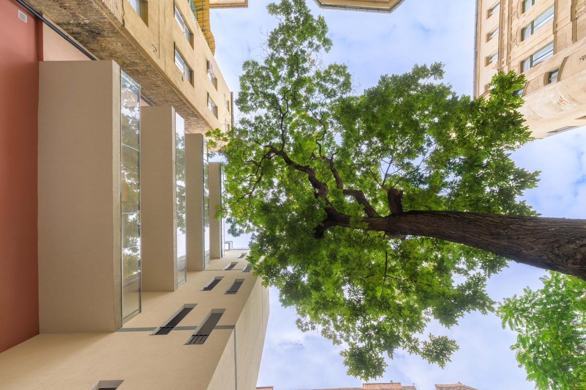 Best Seasons Andrassy Budapeste Exterior foto
